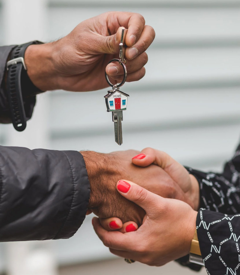 handing over keys to home